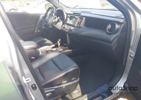 2018 Toyota Rav4 Se z USA, uszkodzony, nr VIN JTMJFREV7JJ201692